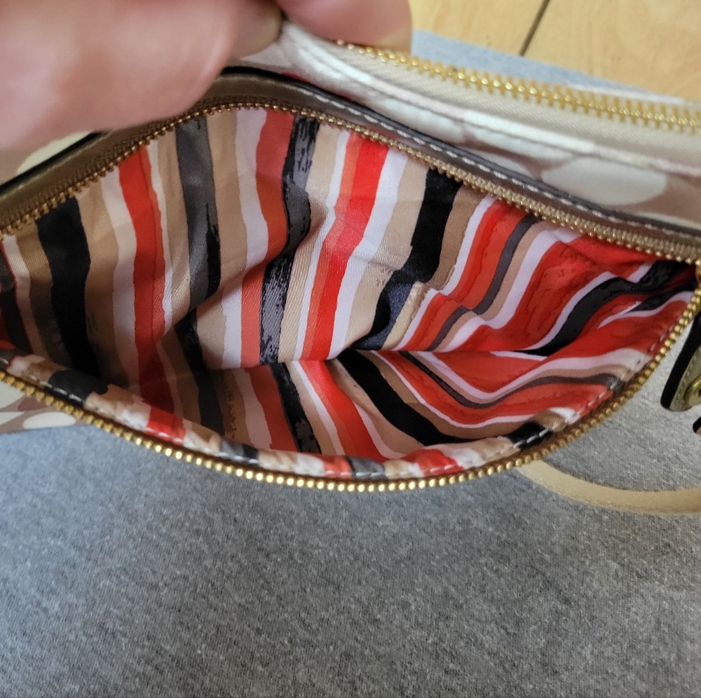 Coach Sateen Poppy Watercolor Dot Crossbody - Picture 3 of 12